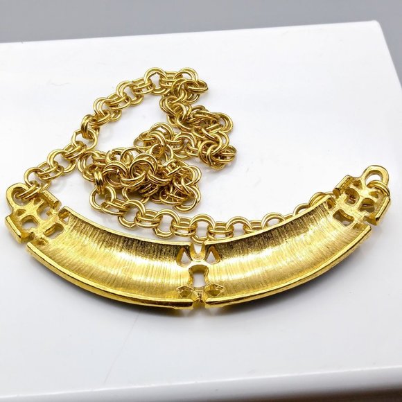 Vintage Avon Royal Crescent Necklace, Chic Gold Tone Rolo Chain Choker with Blue - Picture 4 of 4